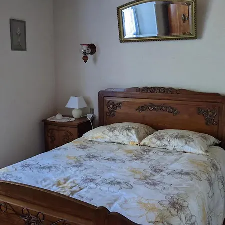 Maison De En Campagne Casa de Férias Cambounes